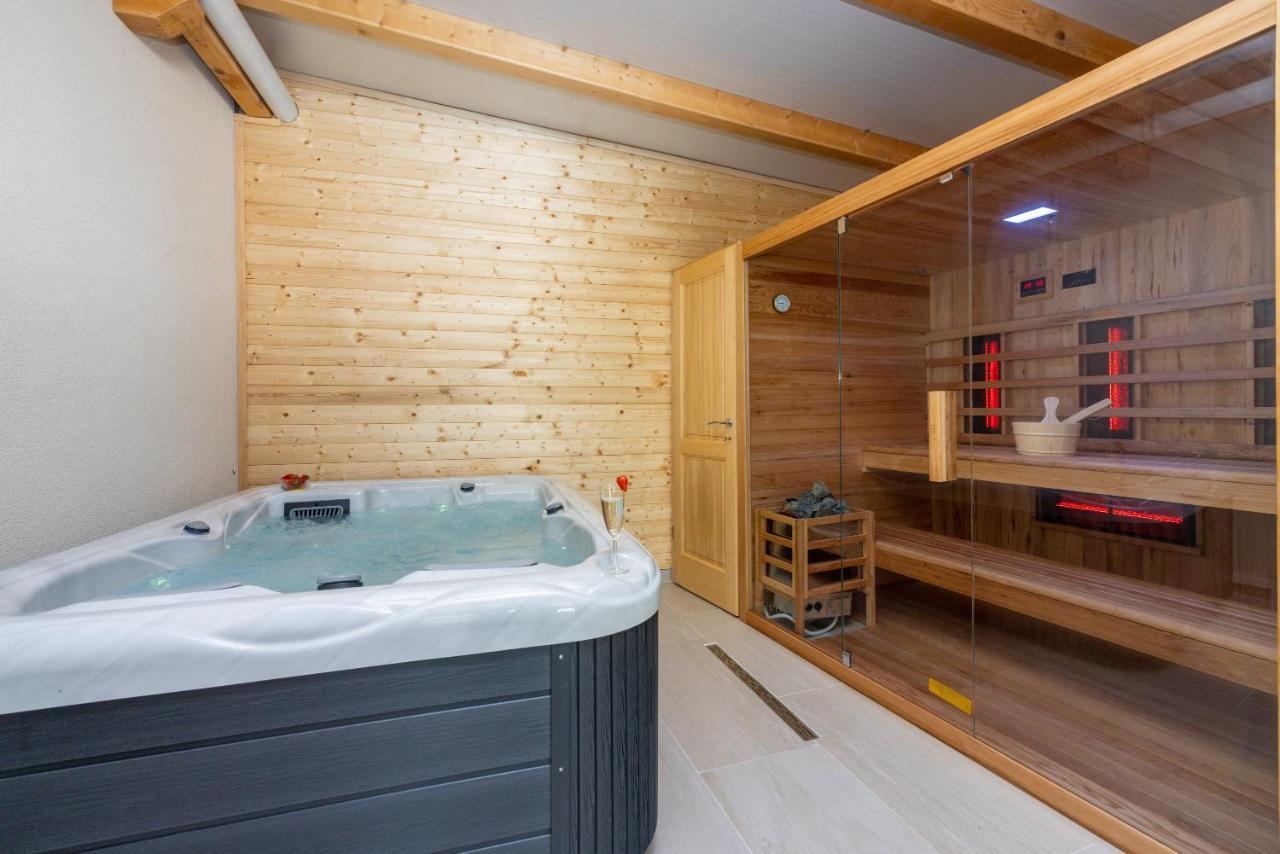 Villa Antani With Heated Pool, Sauna & Jacuzzi Crikvenica Exterior foto
